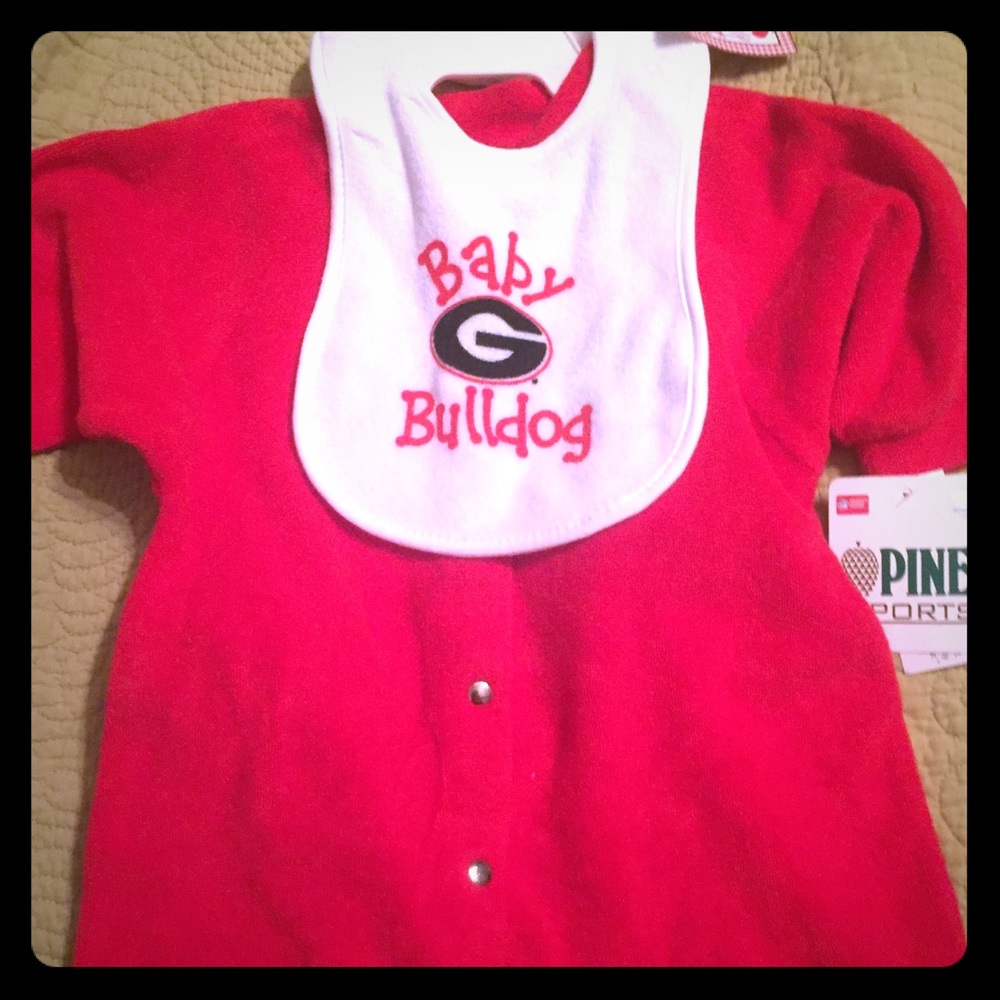 UGA onesie 🔴2 for $15/ or 4 for $20🔴